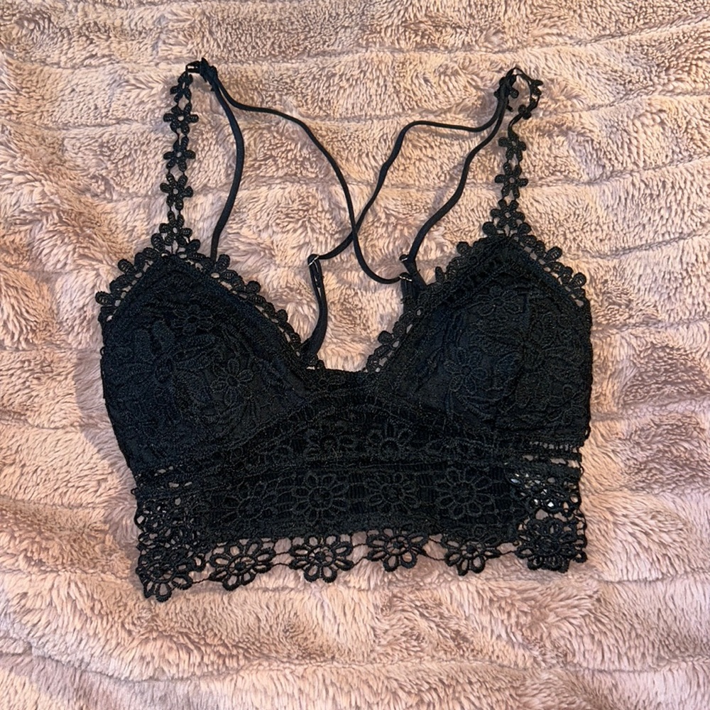 Beautiful Sexy Detailed Black Lace Bralette